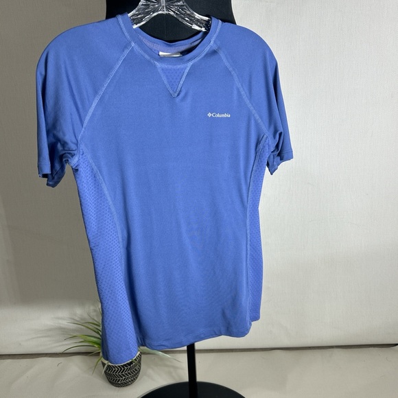 Columbia women.s' Short Sleeve Performance Tees - Blue, Purple, Light Pink - Picture 6 of 8